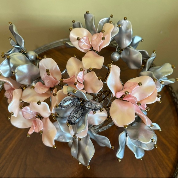 New handmade artificial beaded flowers for decor - Picture 5 of 6